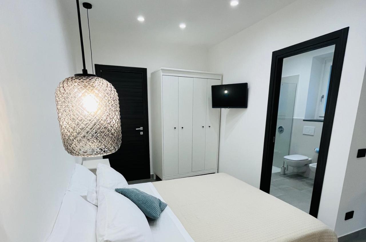 Flavia'S Lemons Bed & Breakfast Sorrento Ngoại thất bức ảnh